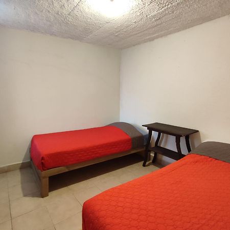 Hostal Ikal San Cristóbal de Las Casas Rum bild