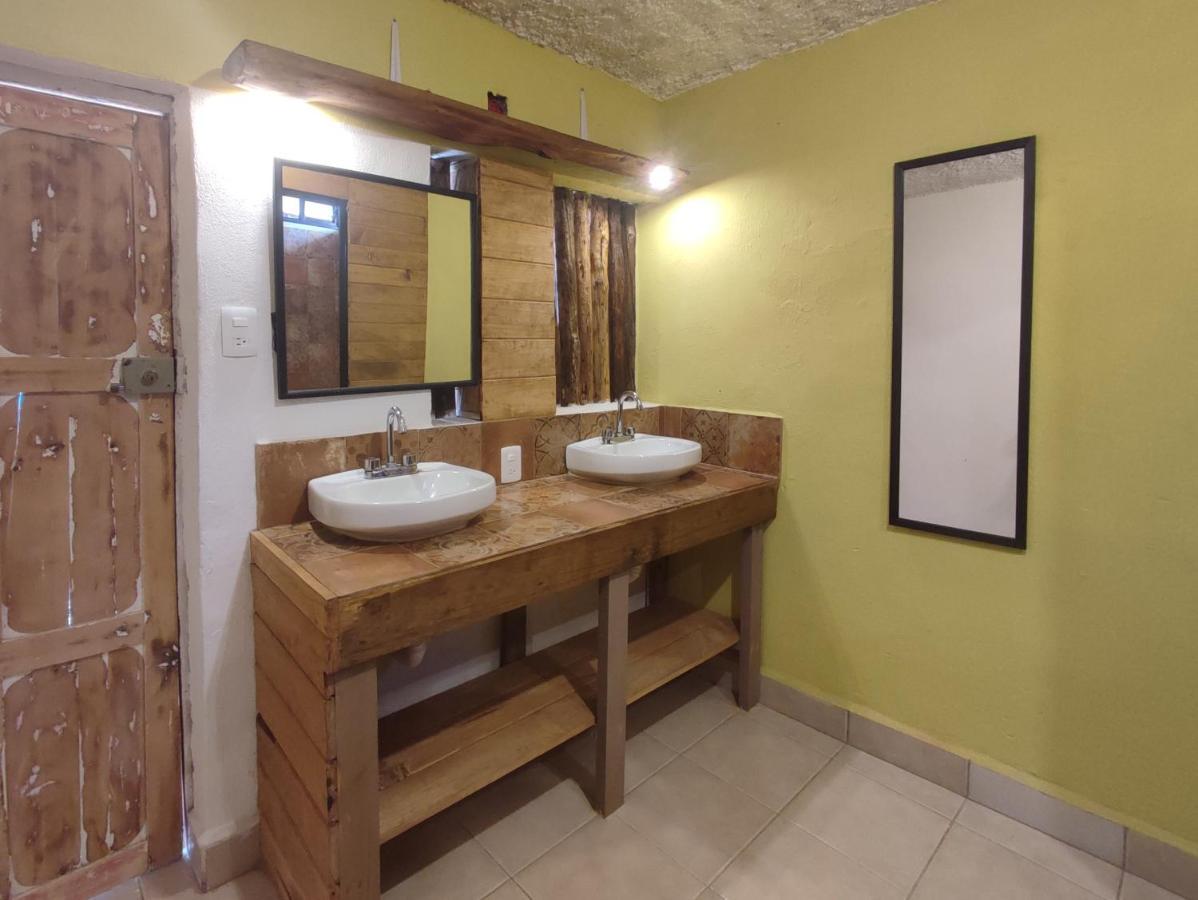 Hostal Ikal San Cristóbal de Las Casas Exteriör bild
